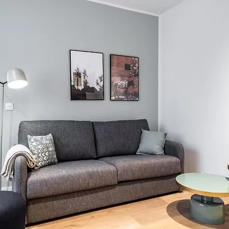 Limehome Ronda De Capuchinos 세비야