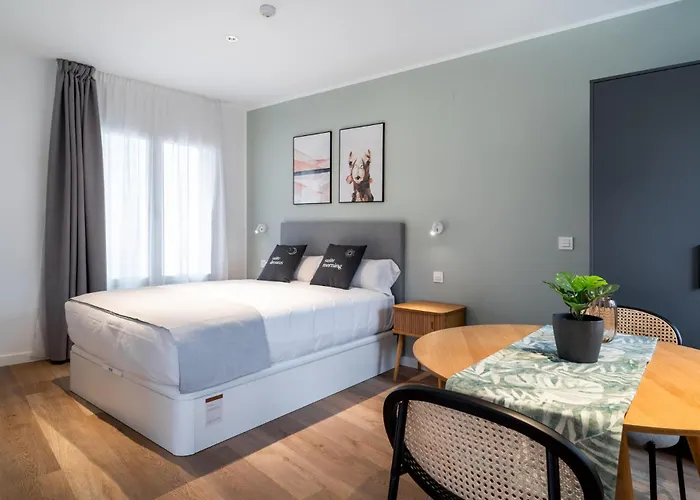 Lejlighed Limehome Ronda De Capuchinos