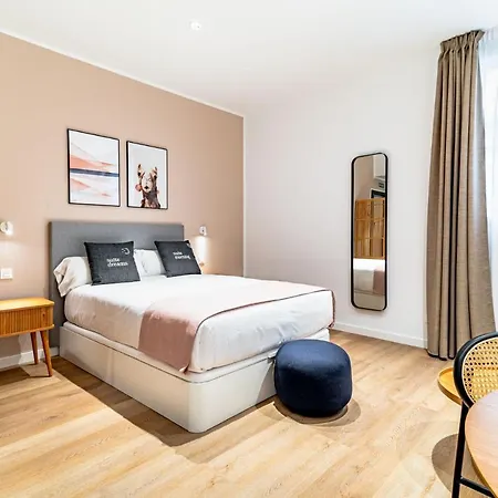 Limehome Ronda De Capuchinos Siviglia
